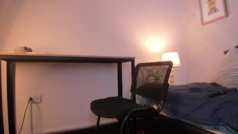  Caroline  online show from February 23, 2026, 10:34 am