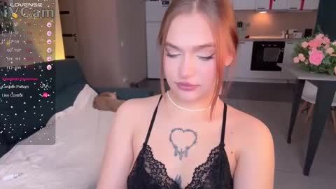 Caro online show from February 1, 2025, 1:02 am