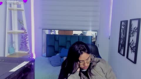 caroline_rodriguez_9 online show from February 7, 2026, 12:47 am