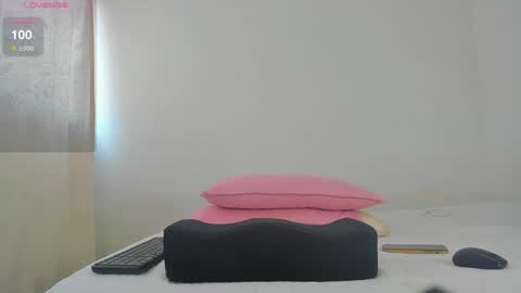 Caroline Tovar   Lovense is active my orgasms in your hands Give me more pleasure and make me cum online show from December 6, 2024, 3:33 pm