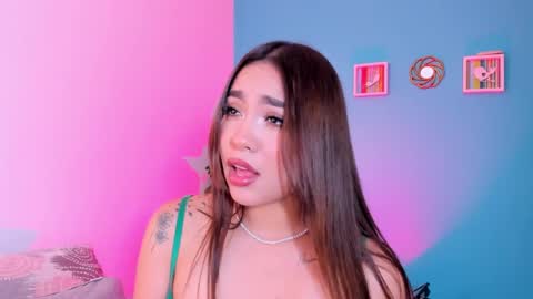 CarolineeGarcia online show from February 22, 2025, 6:28 am