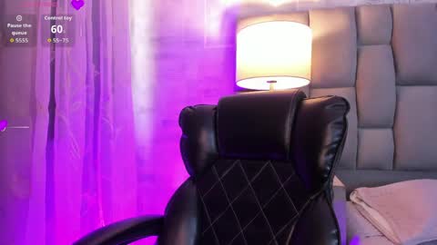 Caroline online show from May 11, 2026, 2:45 pm