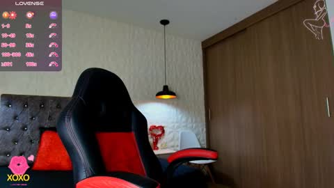 Caroline Scoth online show from September 22, 2025, 5:37 pm