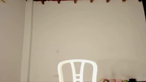 Caro online show from November 21, 2025, 2:32 am