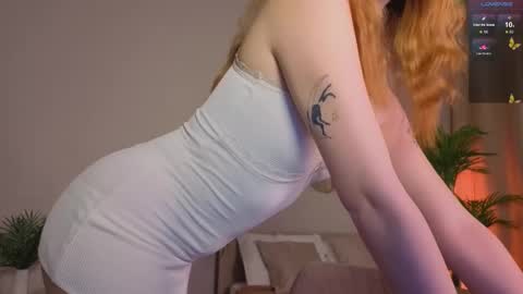 Caro online show from November 8, 2025, 2:06 pm