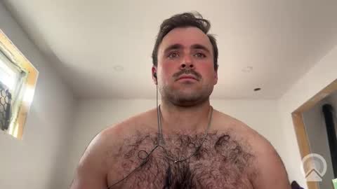 carpenterboy_1993 online show from May 12, 2026, 9:56 pm