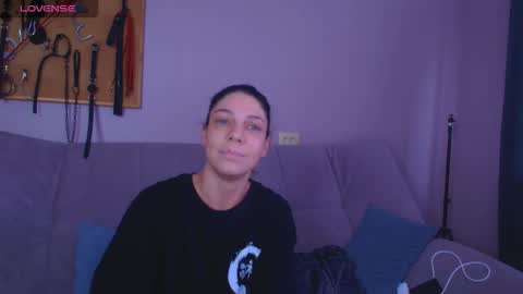 Carrie online show from November 24, 2025, 9:31 am