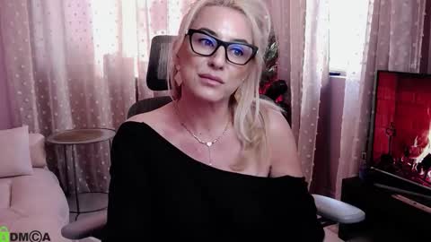 Carrie online show from February 3, 2026, 7:13 am