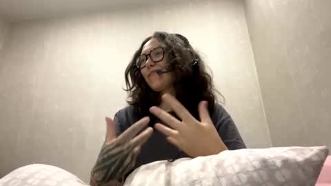 Snapshot of carrollaforte chatting on November 12, 2025, 5:41 am Emilia online show from November 12, 2025, 5:41 am