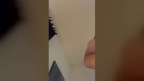 Snapshot of carsonesk90 chatting on April 1, 2026, 5:52 am carsonesk90 online show from April 1, 2026, 5:52 am