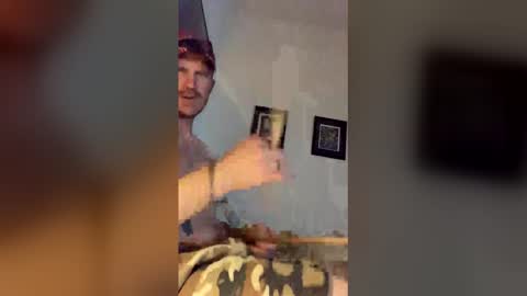 Snapshot of carsonesk90 chatting on April 11, 2026, 4:17 am carsonesk90 online show from April 11, 2026, 4:17 am