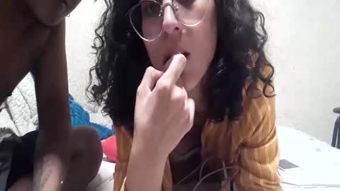 Casal bruxo online show from October 24, 2025, 7:16 am