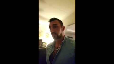 Snapshot of casario1990 chatting on May 23, 2026, 9:52 pm VESUVIO online show from May 23, 2026, 9:52 pm