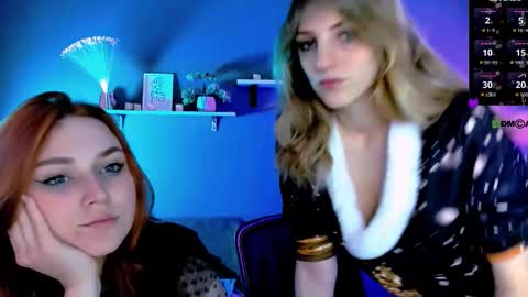 casey_meow_ online show from December 22, 2025, 8:22 am