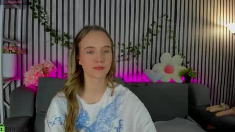 Casey sweeet online show from March 3, 2026, 12:00 pm