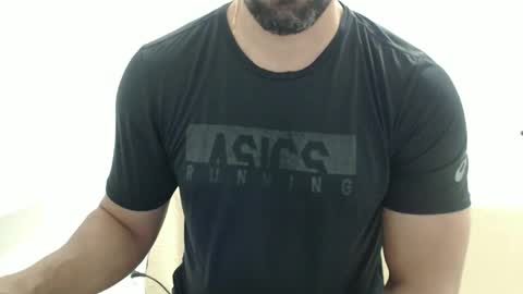 cashmastermuscle77 online show from December 23, 2025, 10:57 am