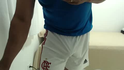 Snapshot of cashmastermuscle77 chatting on January 19, 2026, 1:20 am cashmastermuscle77 online show from January 19, 2026, 1:20 am