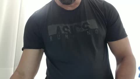 Snapshot of cashmastermuscle77 chatting on February 14, 2026, 5:21 pm cashmastermuscle77 online show from February 14, 2026, 5:21 pm