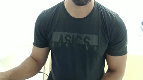 Snapshot of cashmastermuscle77 chatting on February 17, 2026, 10:01 am cashmastermuscle77 online show from February 17, 2026, 10:01 am