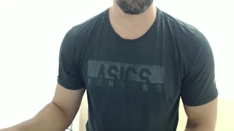 Snapshot of cashmastermuscle77 chatting on February 20, 2026, 10:38 am cashmastermuscle77 online show from February 20, 2026, 10:38 am