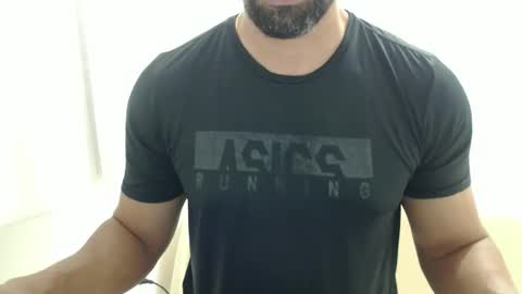 Snapshot of cashmastermuscle77 chatting on February 27, 2026, 10:59 am cashmastermuscle77 online show from February 27, 2026, 10:59 am