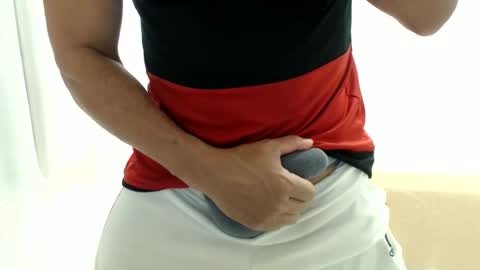 cashmastermuscle77 online show from May 9, 2026, 2:11 pm