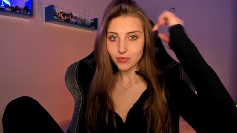 Seductress Cassia  FINDOM AND SADISM  NO NUDE online show from January 28, 2025, 7:10 pm