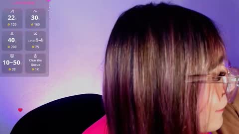 Snapshot of cassie_hatway chatting on September 24, 2025, 5:55 am    online show from September 24, 2025, 5:55 am