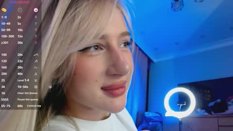 Cassy Hunter online show from December 2, 2025, 5:13 am