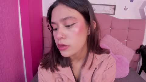 Snapshot of cassie_jones1 chatting on January 4, 2025, 3:07 am Cassie Jones online show from January 4, 2025, 3:07 am