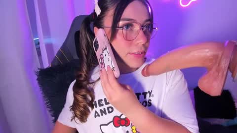 Snapshot of cassiebigass_ chatting on May 13, 2026, 9:22 pm Bela igzaii9r online show from May 13, 2026, 9:22 pm