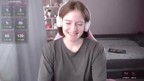 Cassie online show from October 5, 2025, 1:42 pm