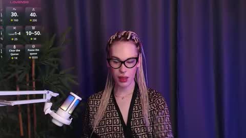 Snapshot of cassiemich chatting on January 14, 2026, 5:46 am Cassie online show from January 14, 2026, 5:46 am