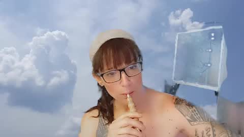 Cassiemichelle online show from June 5, 2026, 4:02 pm