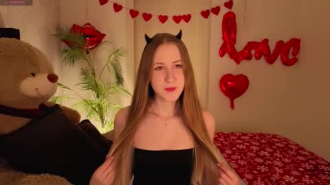 Snapshot of cassiereborn chatting on February 13, 2026, 9:55 pm Casey online show from February 13, 2026, 9:55 pm