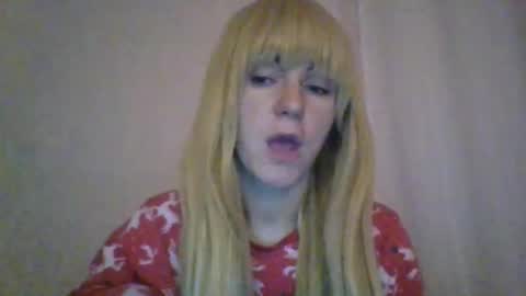 Snapshot of cat_2019 chatting on September 19, 2025, 11:27 pm cat_2019 online show from September 19, 2025, 11:27 pm