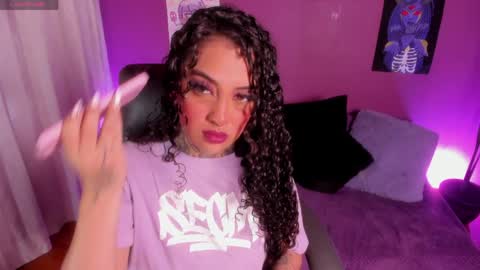 Cata green model independient online show from March 27, 2026, 8:52 pm