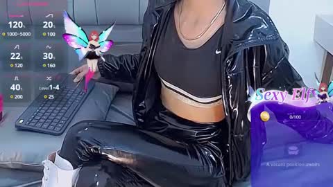 Snapshot of catalella_ar chatting on March 1, 2025, 6:46 am Queen Catalella online show from March 1, 2025, 6:46 am