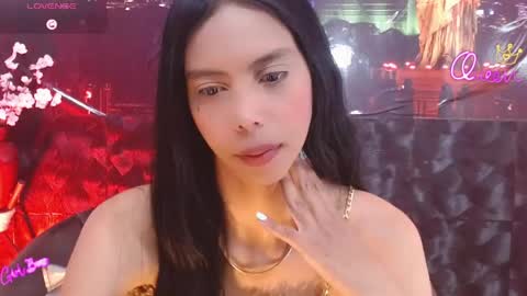 Queen Catalella online show from May 28, 2026, 3:26 am