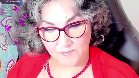 cataleya  online show from October 17, 2025, 8:55 pm