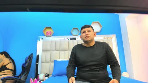 Jhon and Catalina online show from October 7, 2025, 12:24 pm