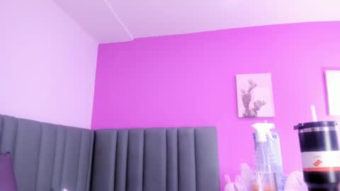 catalina online show from April 3, 2026, 8:01 am