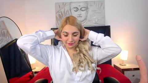 Snapshot of catalina_osorio chatting on May 4, 2026, 11:50 am catalina_osorio online show from May 4, 2026, 11:50 am