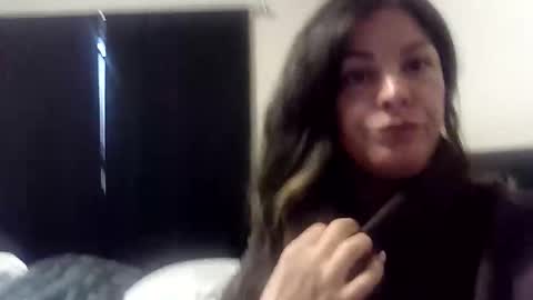 catb7616 online show from November 25, 2025, 3:23 pm