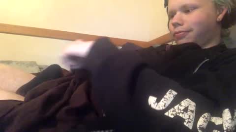 Snapshot of catgirlcumslut chatting on May 12, 2026, 7:38 am CatgirlCumslut3 online show from May 12, 2026, 7:38 am