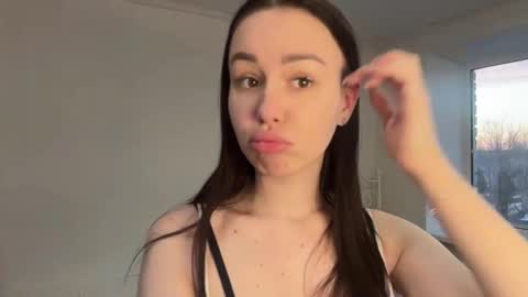 Lolly online show from March 27, 2026, 3:45 pm