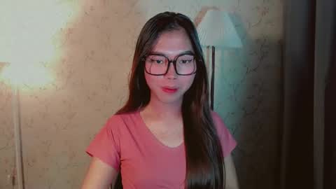 catherine_365 online show from October 18, 2025, 7:25 pm