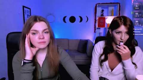 Snapshot of catherine_kitty chatting on March 30, 2026, 7:15 pm Catherine online show from March 30, 2026, 7:15 pm