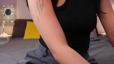 Lee online show from November 24, 2025, 5:01 pm