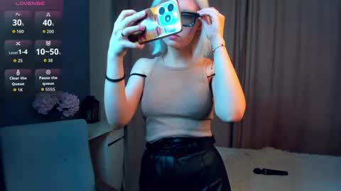 Snapshot of cathiearzabala chatting on March 21, 2026, 11:04 am Mia online show from March 21, 2026, 11:04 am